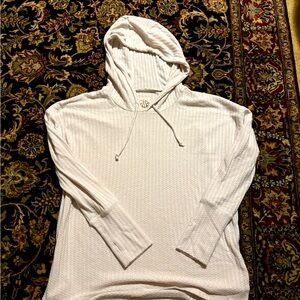 Chaser beige/cream textured lightweight pullover hoodie Size M.